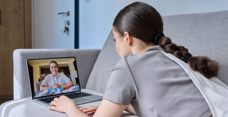 telehealth girl 2